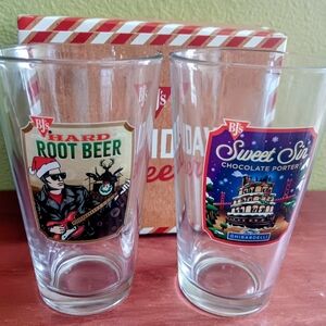 BJ's Holiday Beer Glass Set